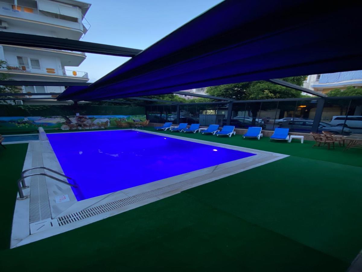 Hotell Kadeer *